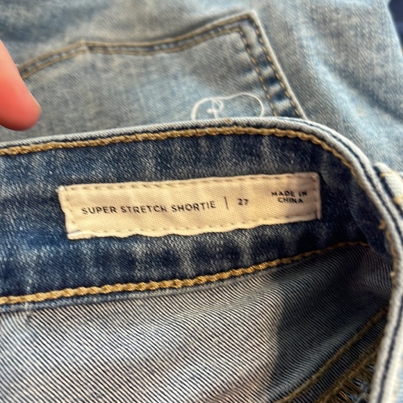 Light wash jean shorts with holes from PacSun - Picture 4 of 4